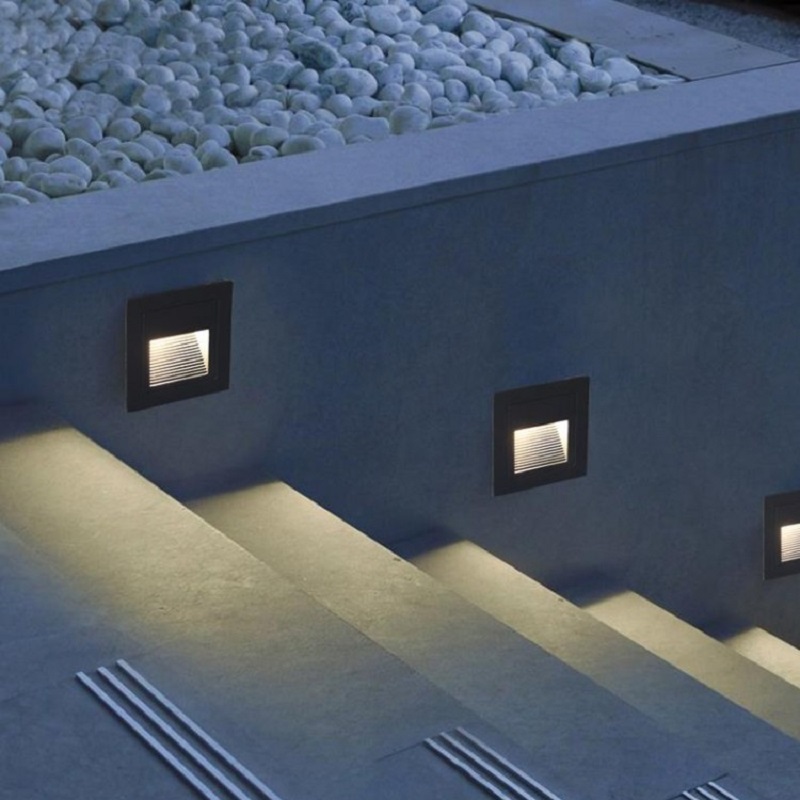Deck Step Light - Luz LED para Degraus de Deck